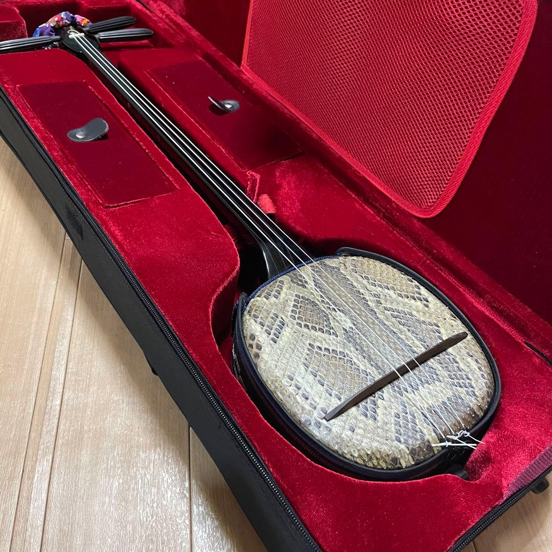 三線　沖縄　ヘビ　蛇皮　本蛇皮