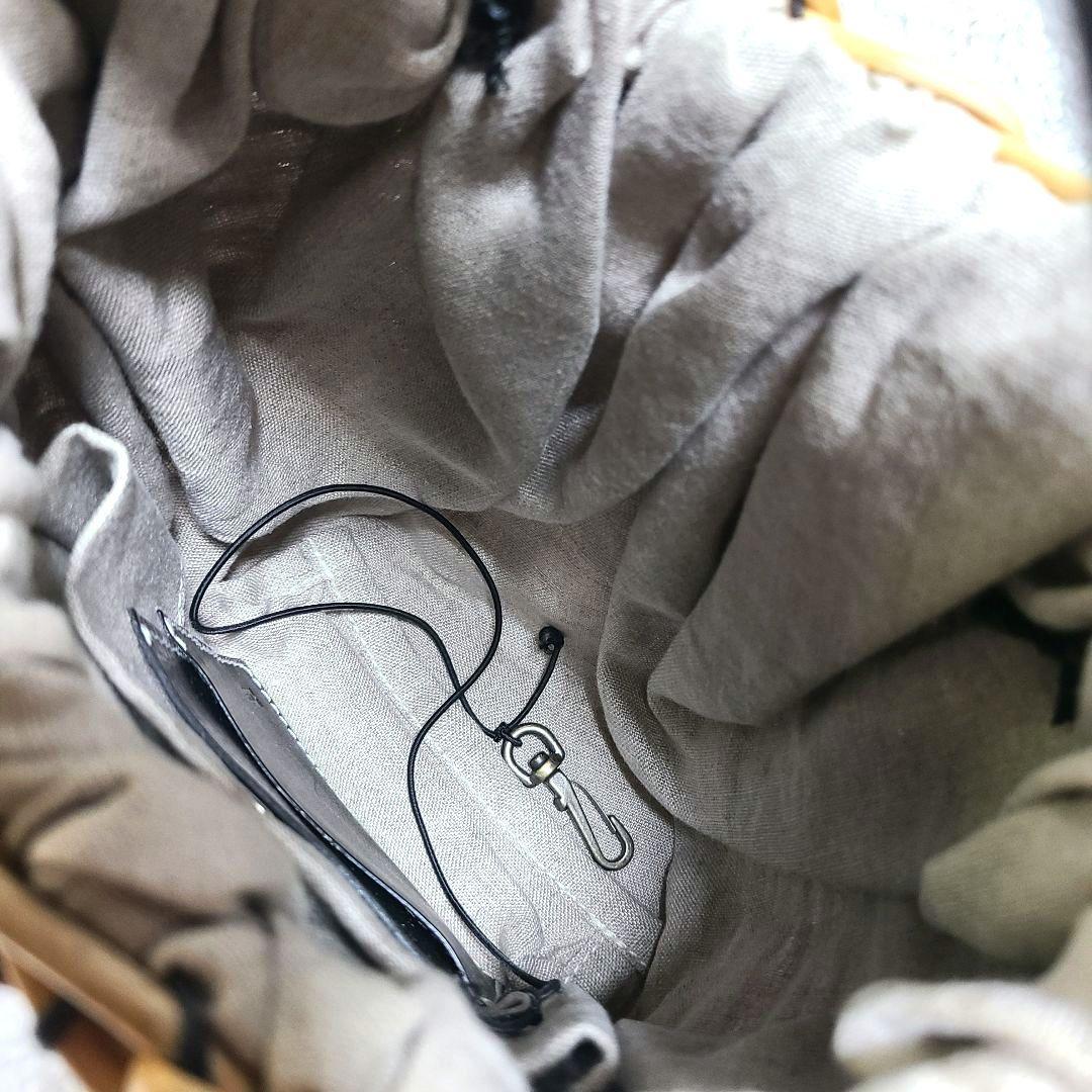 【希少】　エバゴス　かごバッグ　紅藤　鏡付き　天然素材　被せハンドル　装飾