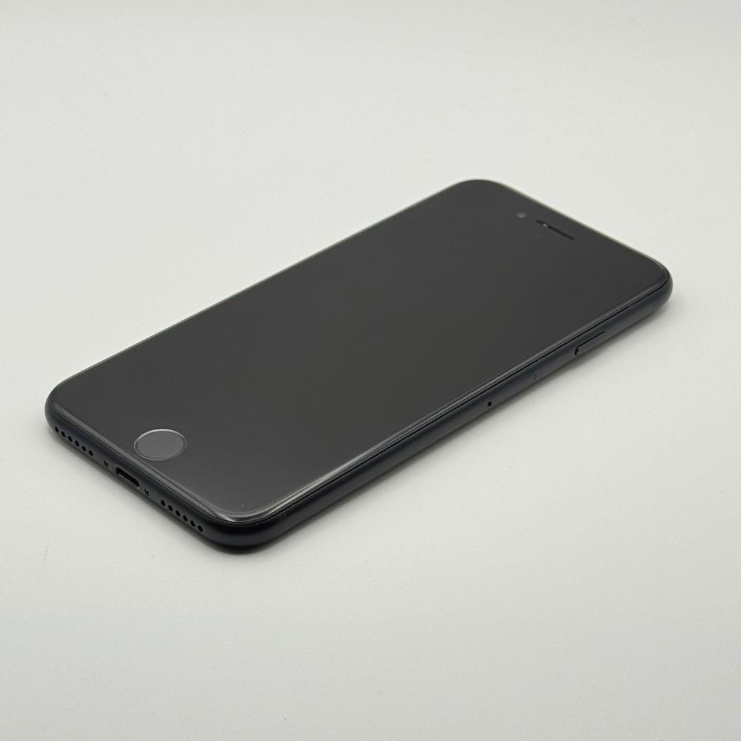 【超美品】iPhone SE3 256GB SIMフリー ブラック
