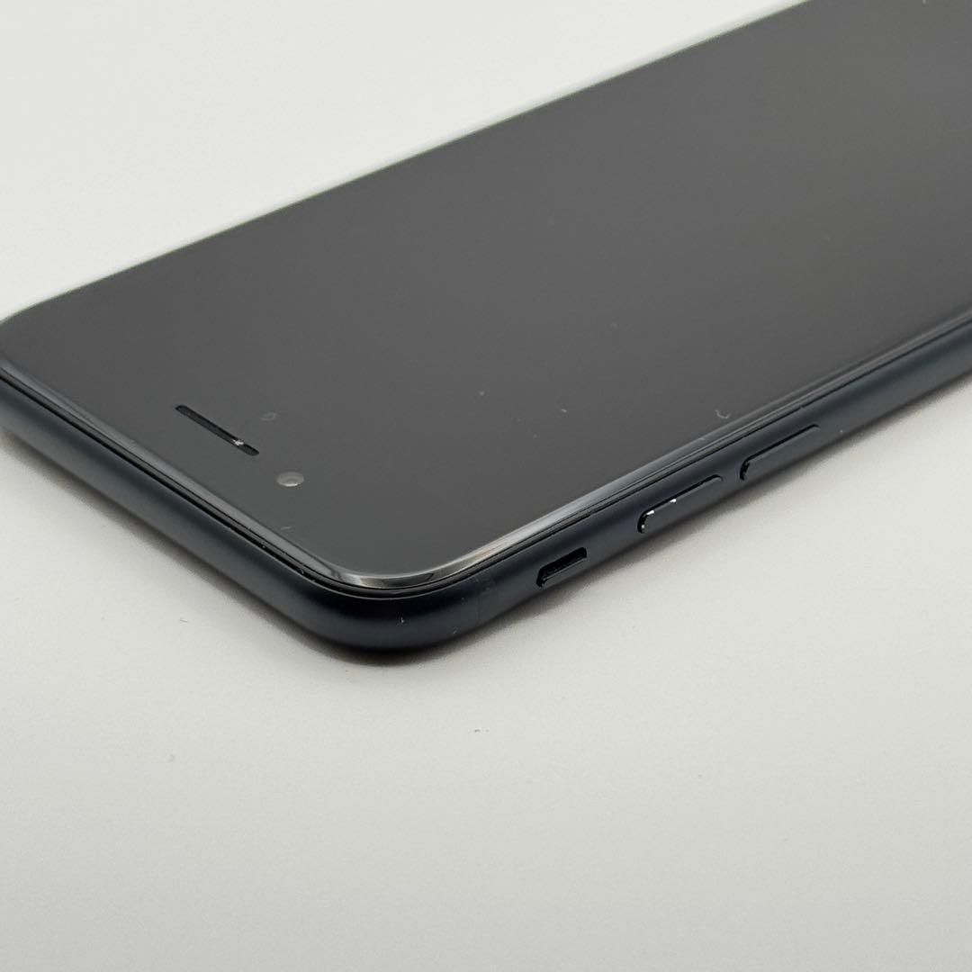 【超美品】iPhone SE3 256GB SIMフリー ブラック