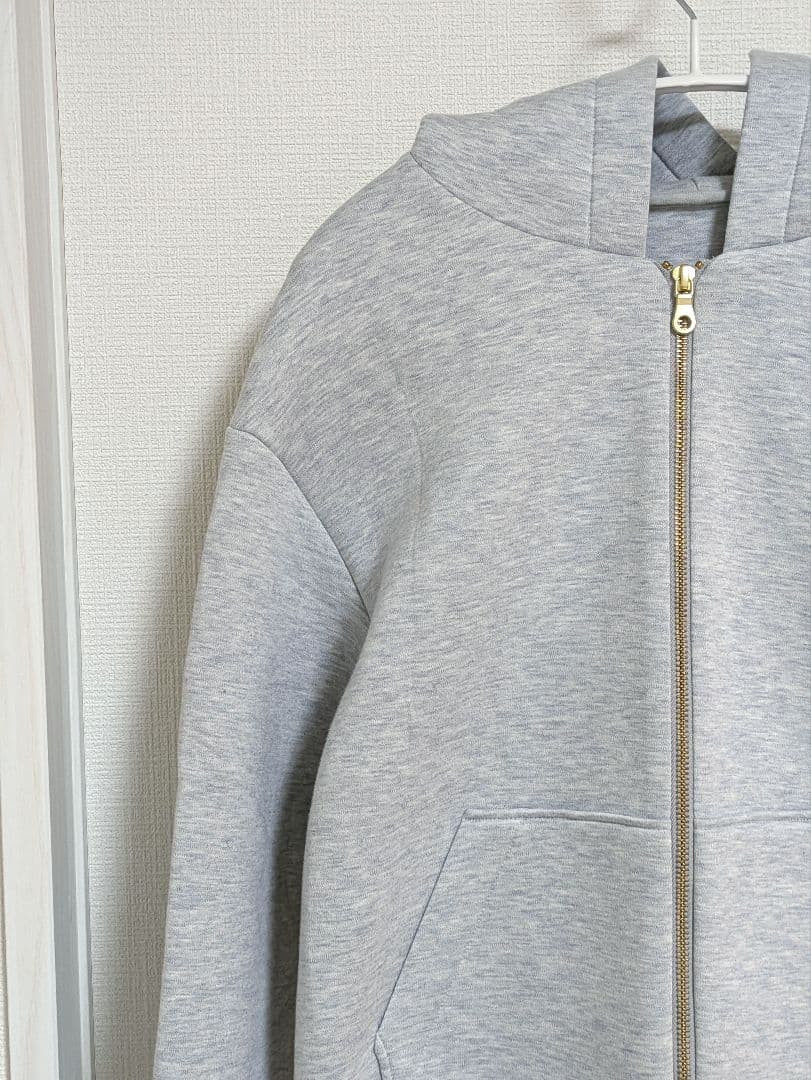 大人気　定価29,700円 ノーブル　ダンボールニットフーデットパーカー　グレー