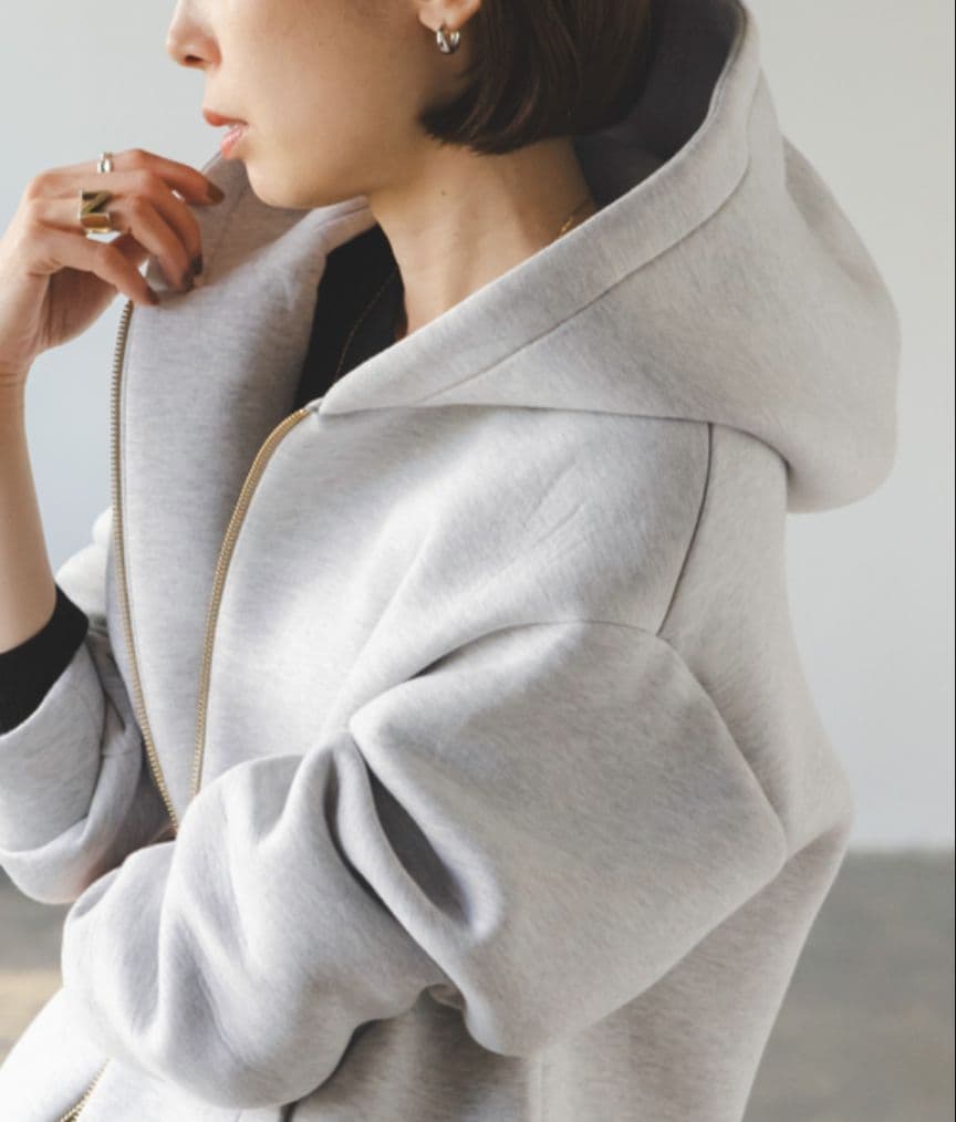 大人気　定価29,700円 ノーブル　ダンボールニットフーデットパーカー　グレー