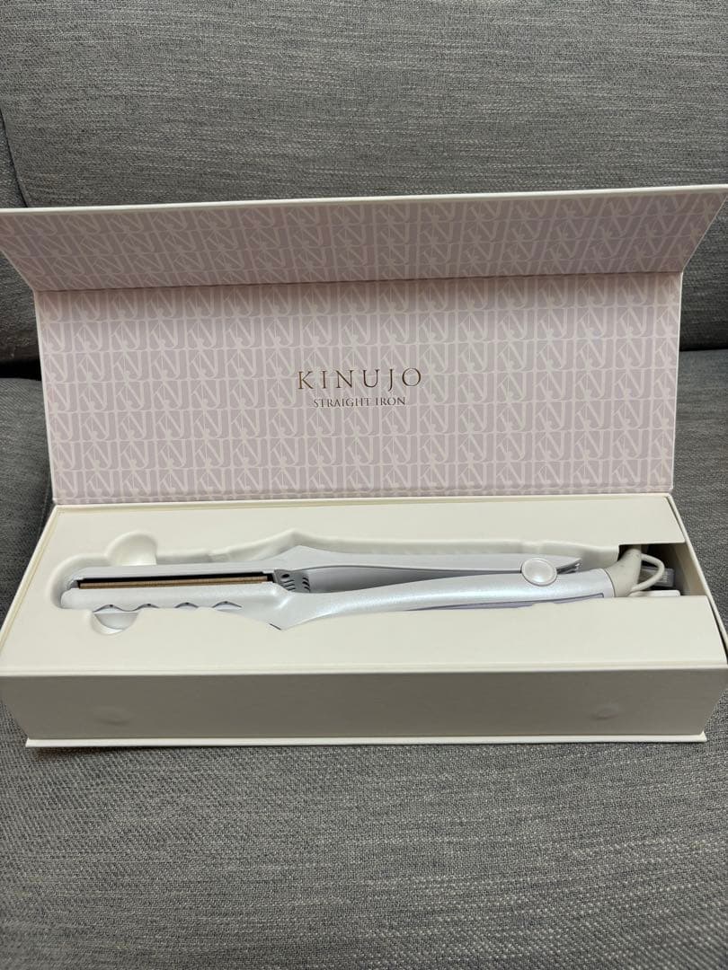 ストレートヘアアイロン　絹女～KINUJO～パールホワイト