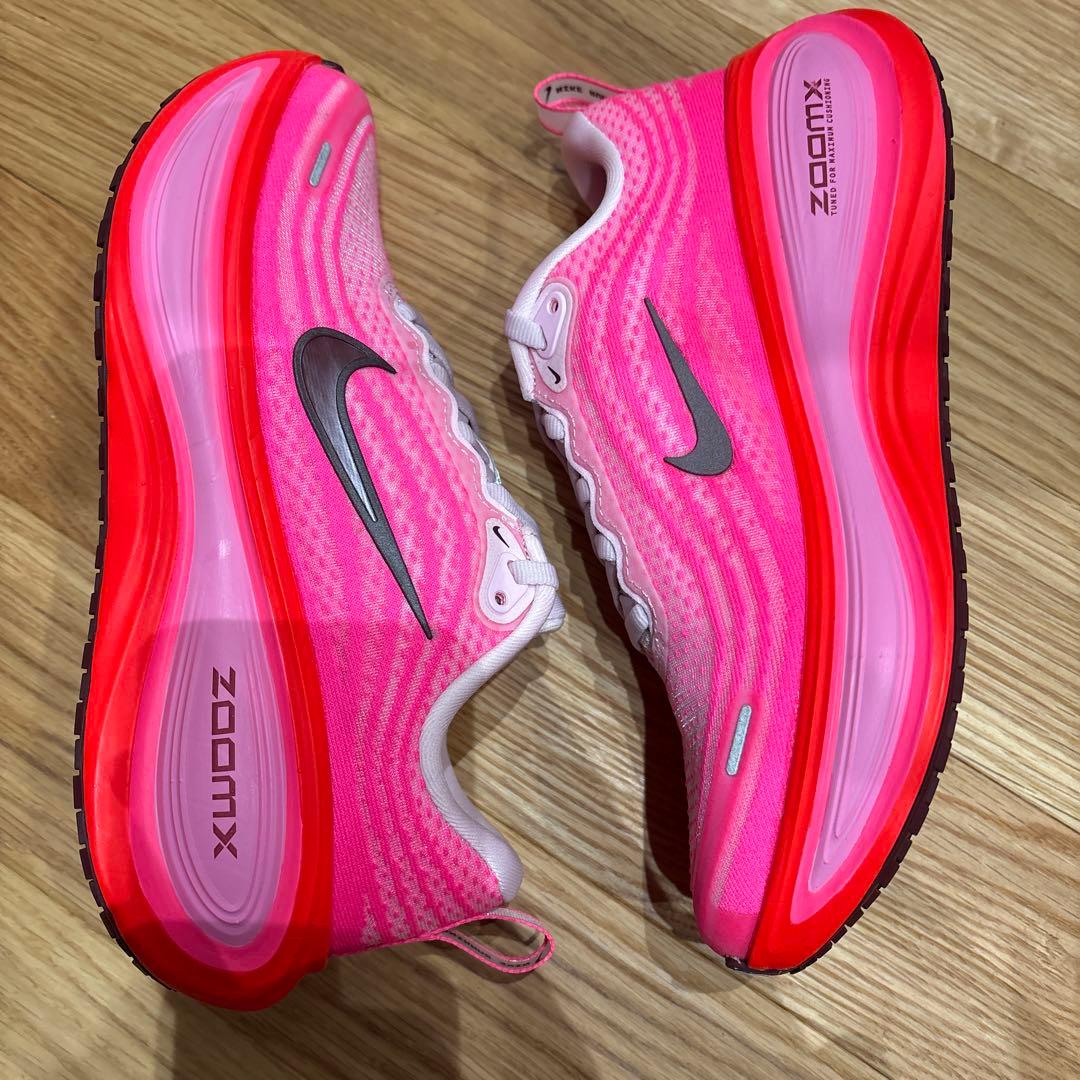 【23cm/新品未使用】ナイキ ボメロプラス