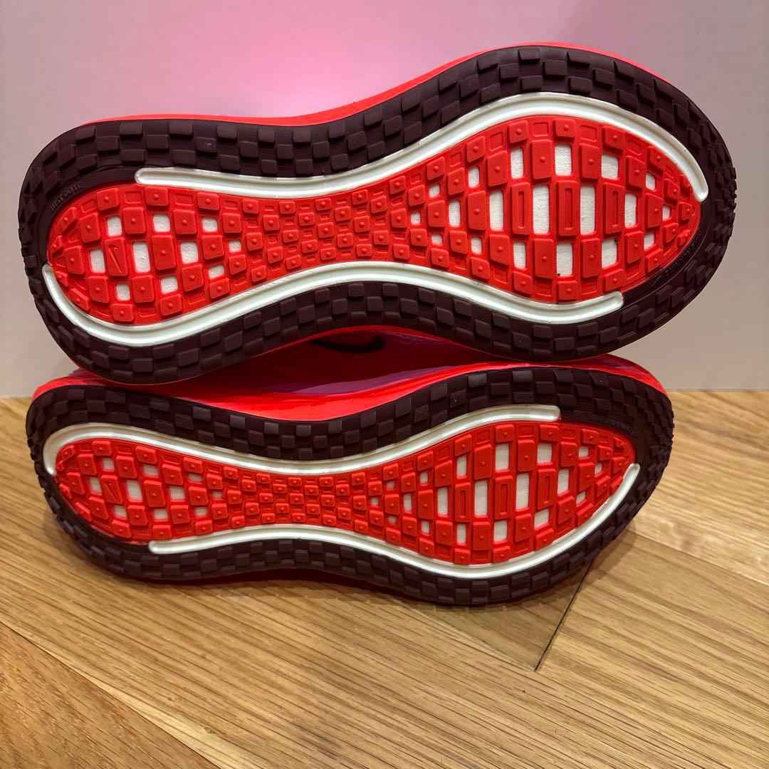 【23cm/新品未使用】ナイキ ボメロプラス