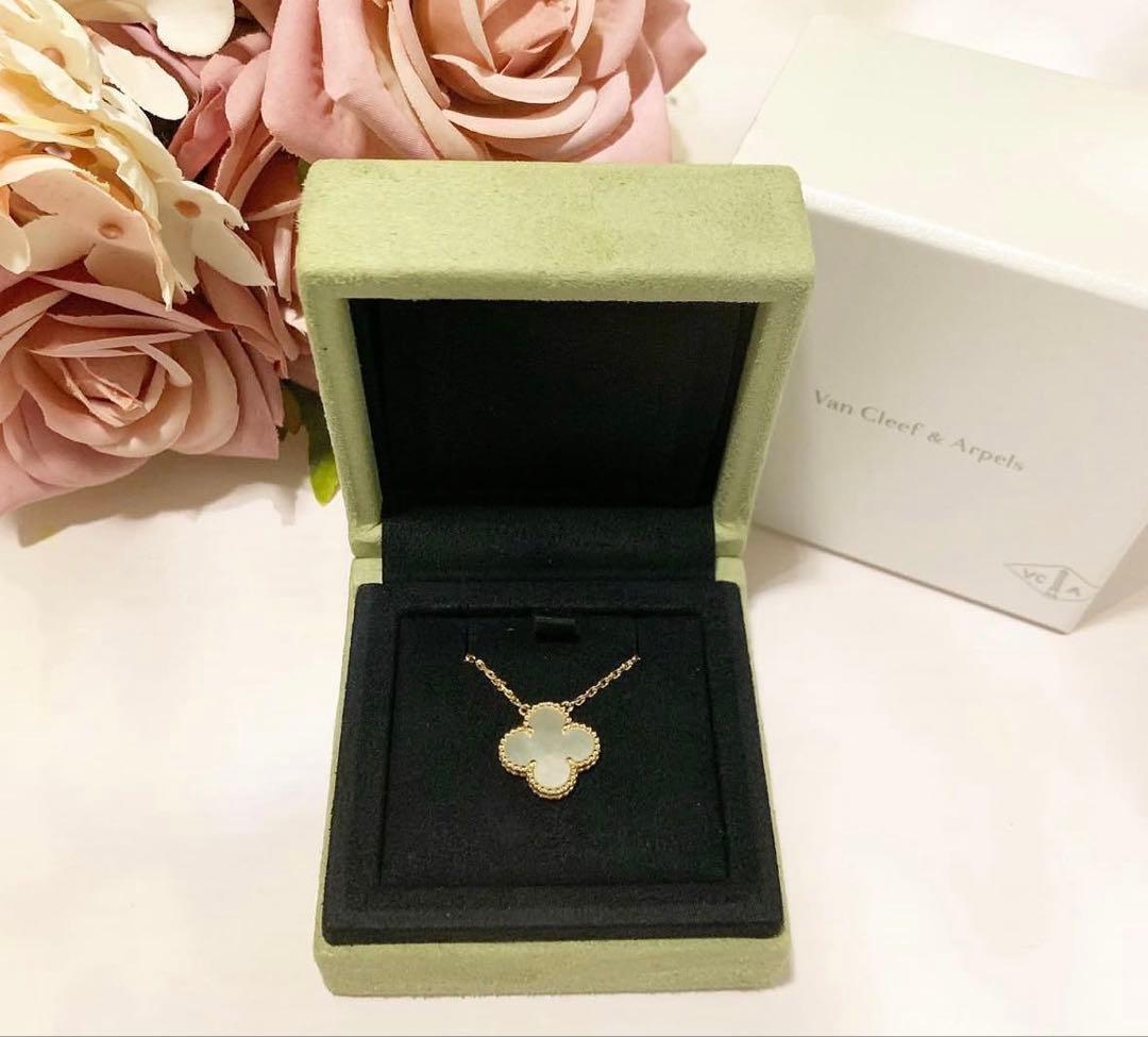 ヴァンクリーフアーペル ヴィンテージアルハンブラネックレス マザーオブパール