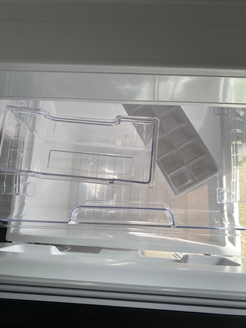 ☆使用歴僅か美品☆ 2024年製 SHARP冷蔵庫 と Hisense洗濯機