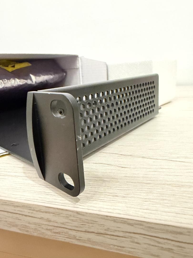 Teranex Mini Rack Shelf 中古