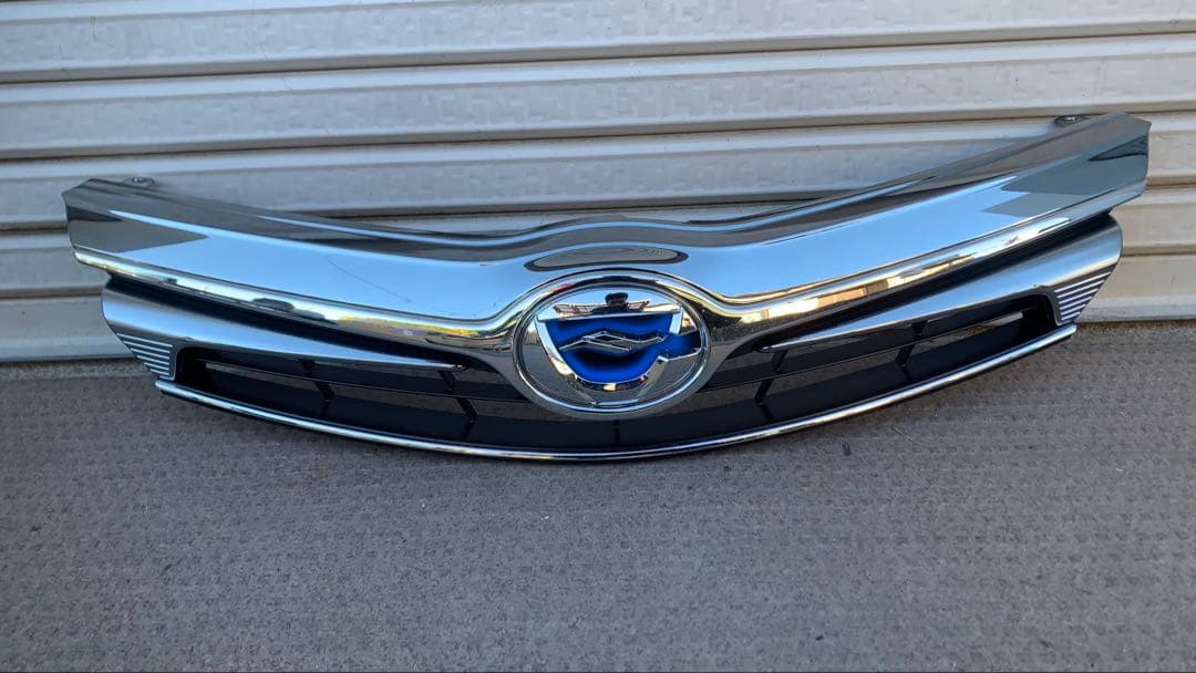 カローラ フィールダー 純正フロントグリル 新車取り外し