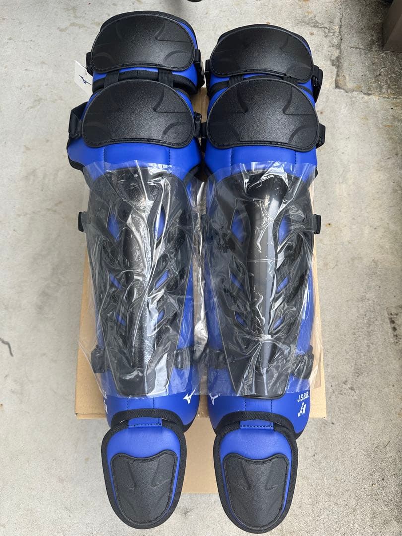 まっとまっくす キャッチャーレガース 青 ソフトボール用