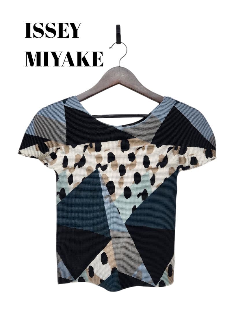 78889　me ISSEY MIYAKE　柄　半袖カットソー