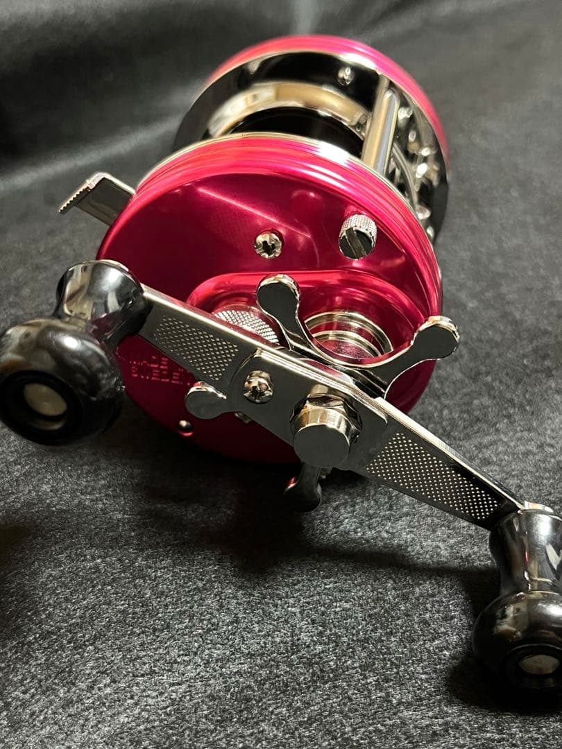 け*ん様 アブガルシア6500 csロケット　ピンク