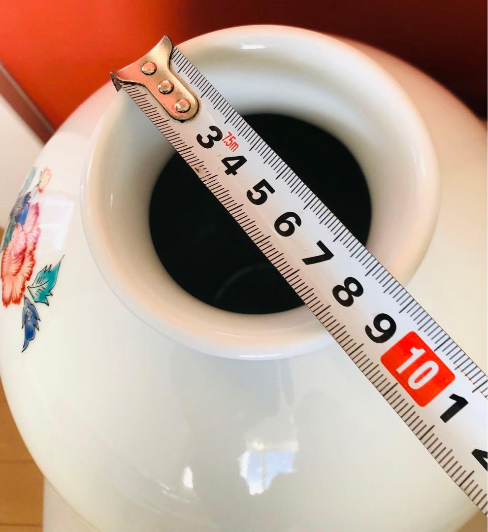 人間国宝十三代柿右衛門 錦鳥牡丹文花瓶 高さ約27 Cm最大直径約23 Cm美品