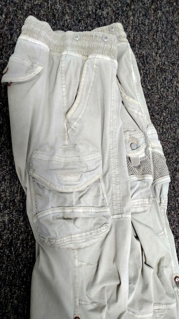 goa パラシュートカーゴパンツ