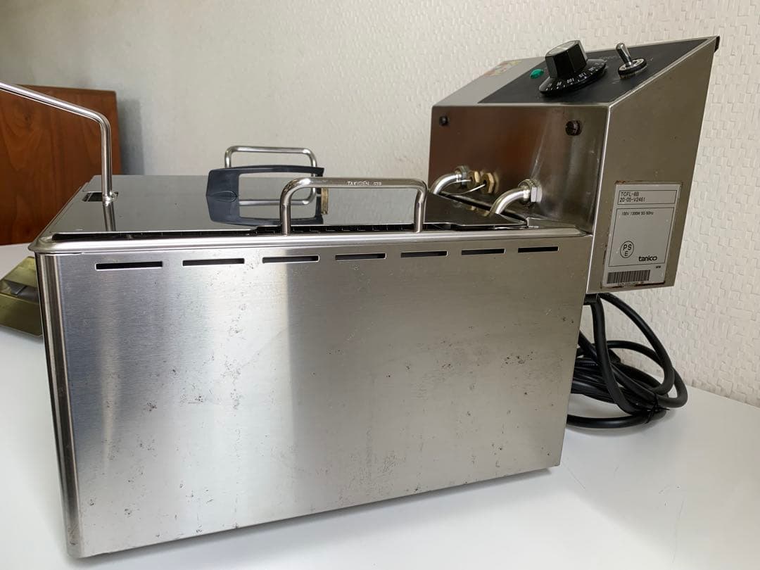 2020年製 tanico 業務用 電気フライヤー 卓上タイプ TCFL-8B