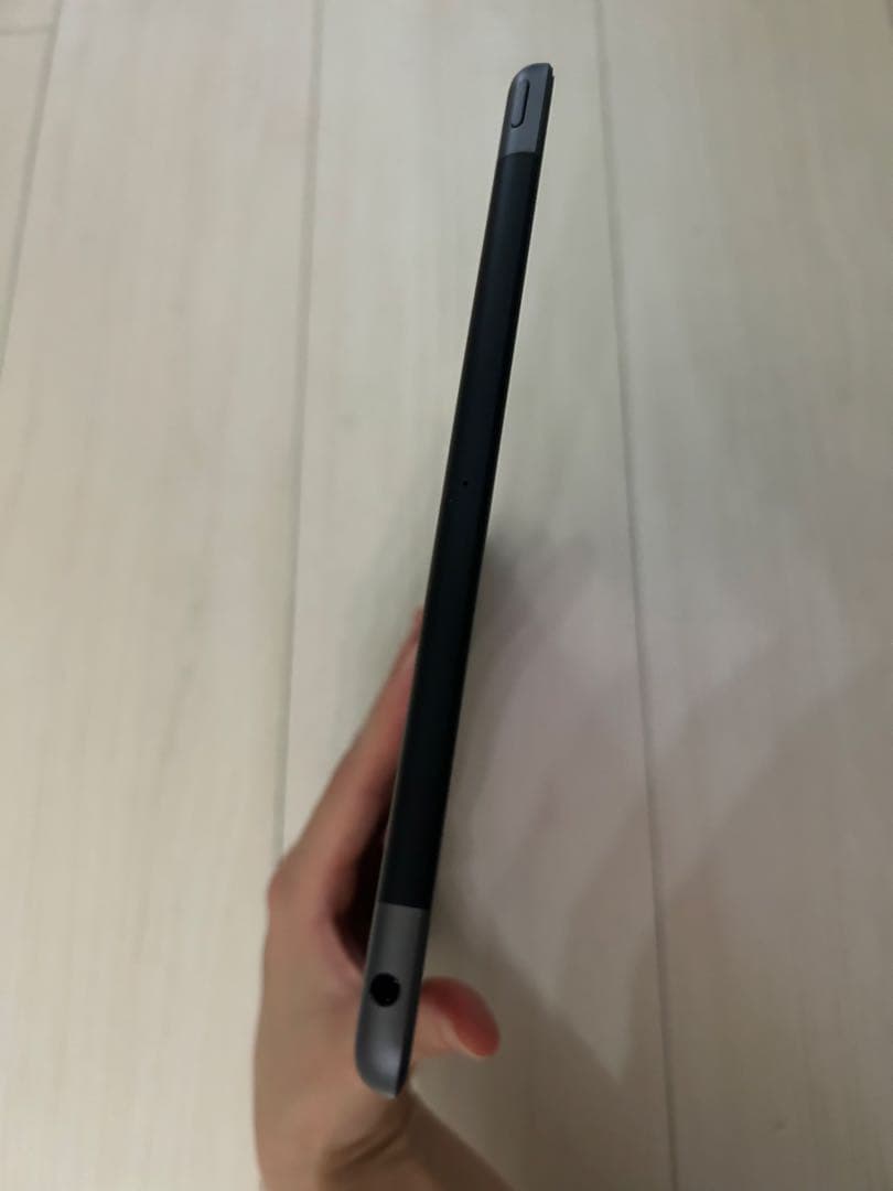 ipad 第7世代　美品