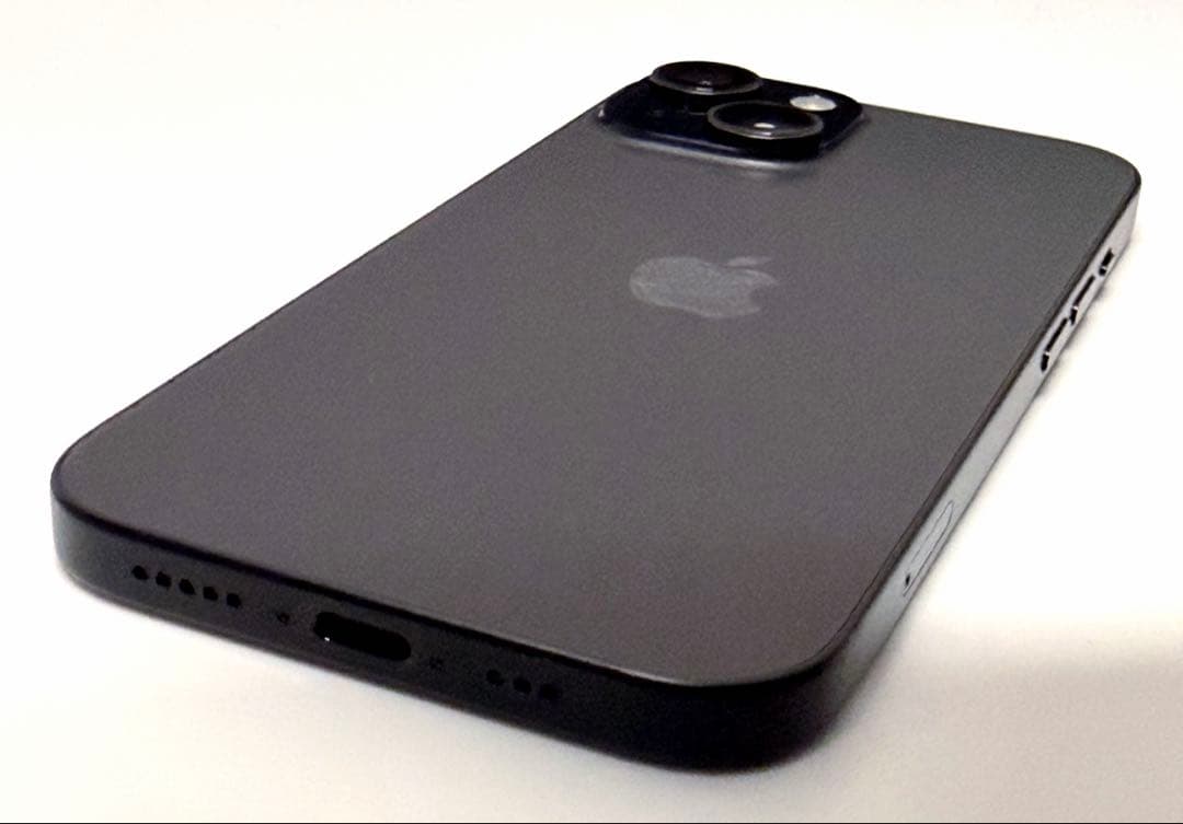 【極美品】iPhone15 ブラック 128GB SIMフリー おまけ多数あり