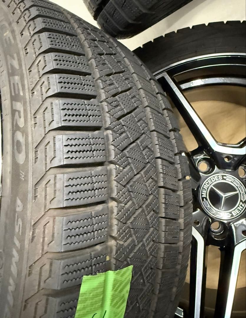 メルセデス・ベンツ 18インチ ホイールセット