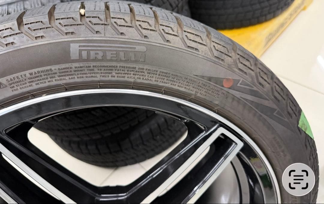 メルセデス・ベンツ 18インチ ホイールセット