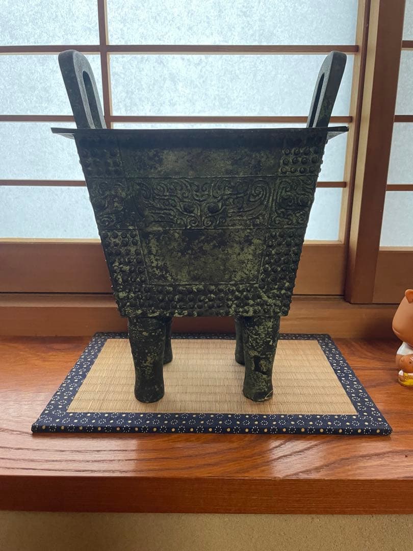 【値下げしました】中国風 青銅器 方鼎 骨董調 レプリカ インテリア置物