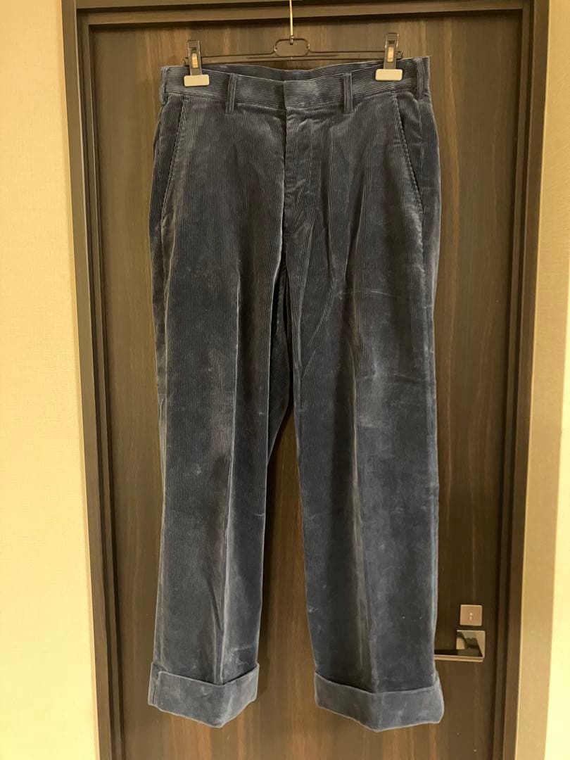 オーラリー　ネイビー コーデュロイ パンツ