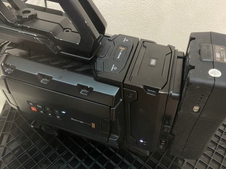 流*群様 【値段交渉可】Blackmagic URSA mini 4K EFレン