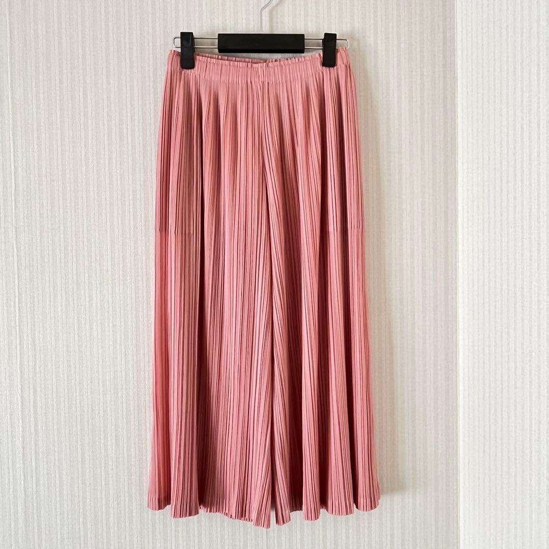 PLEATSPLEASE イッセイミヤケ フレアーワイドパンツ　ピンク　2
