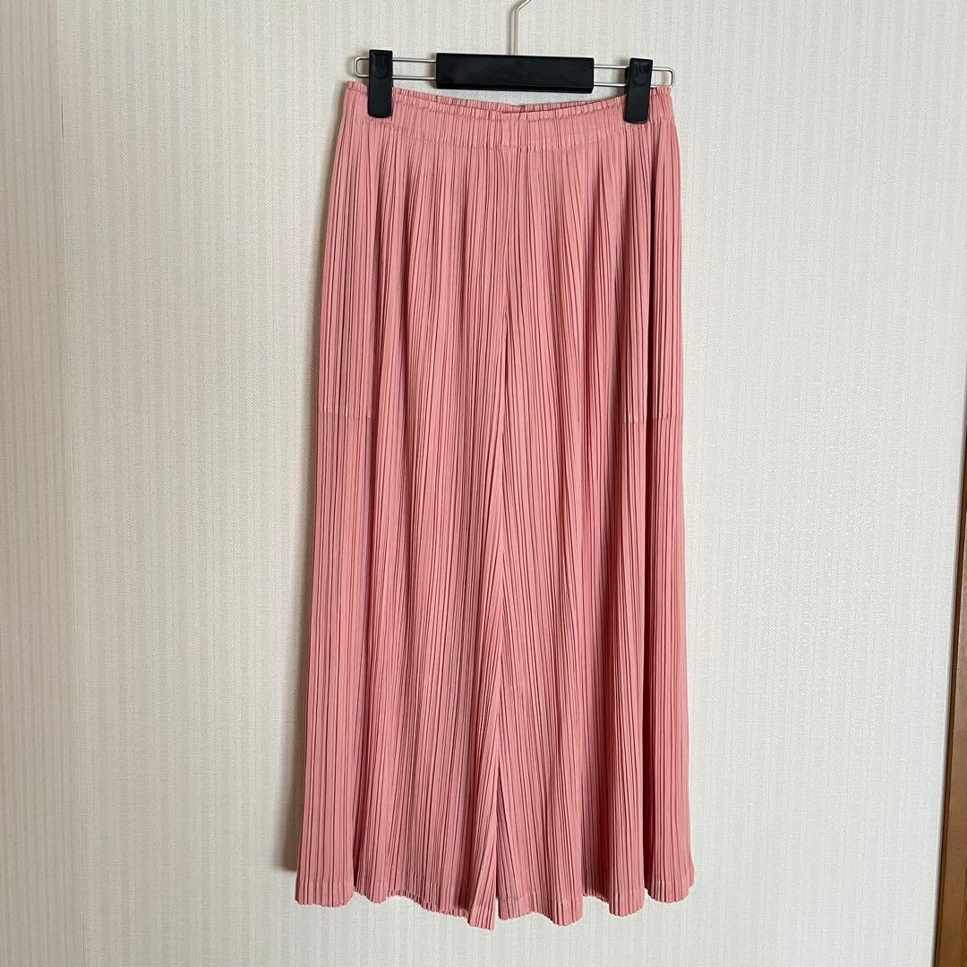 PLEATSPLEASE イッセイミヤケ フレアーワイドパンツ　ピンク　2