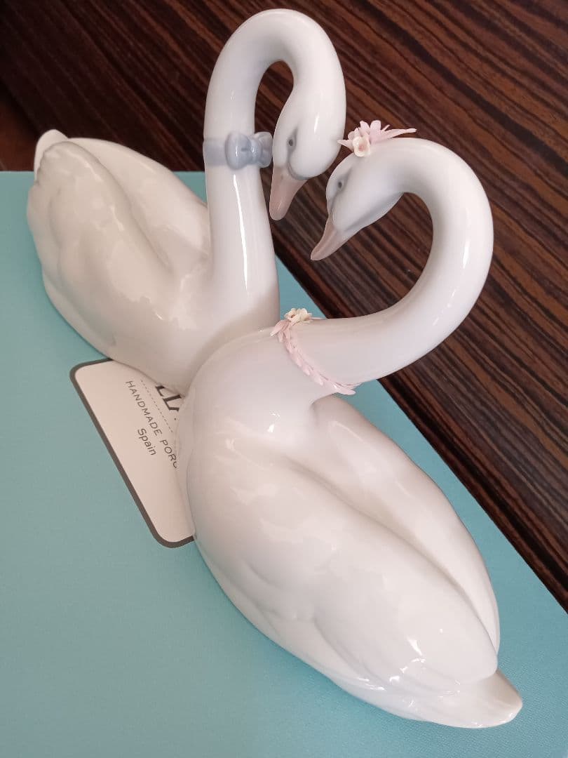 Lladro白鳥のペア 陶器「エンドレス・ラブ」　とても綺麗なお品です