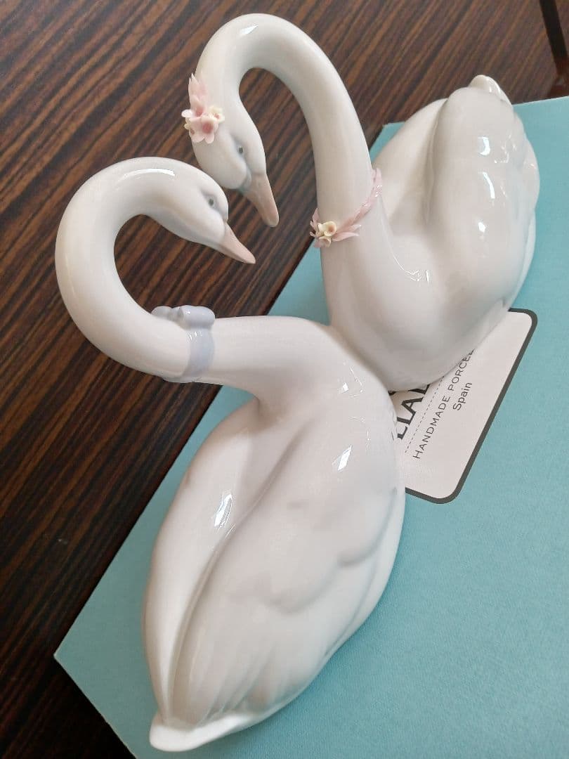 Lladro白鳥のペア 陶器「エンドレス・ラブ」　とても綺麗なお品です