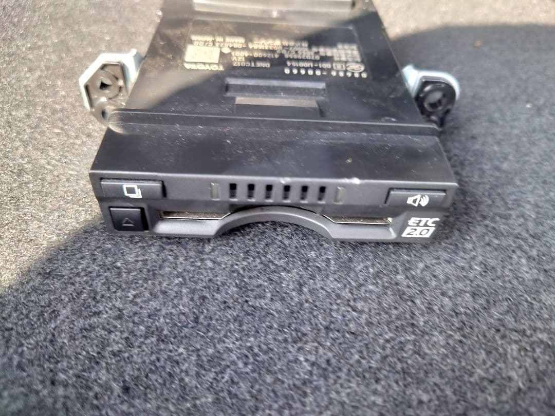 ETC2.0 トヨタ 純正　分離　ナビ連動 光ビーコン　08686-00660