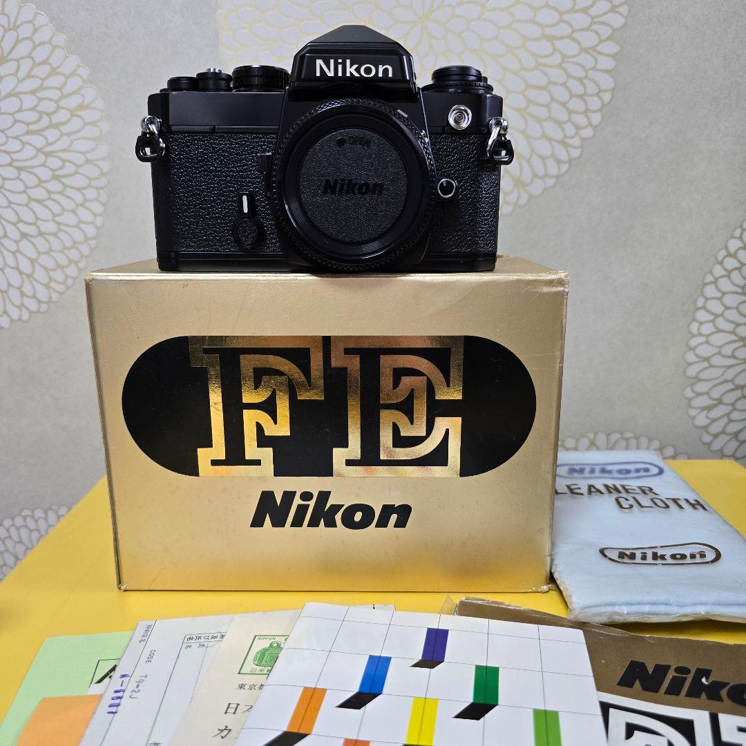 Nikon FE ブラック　箱、説明書付き　美品
