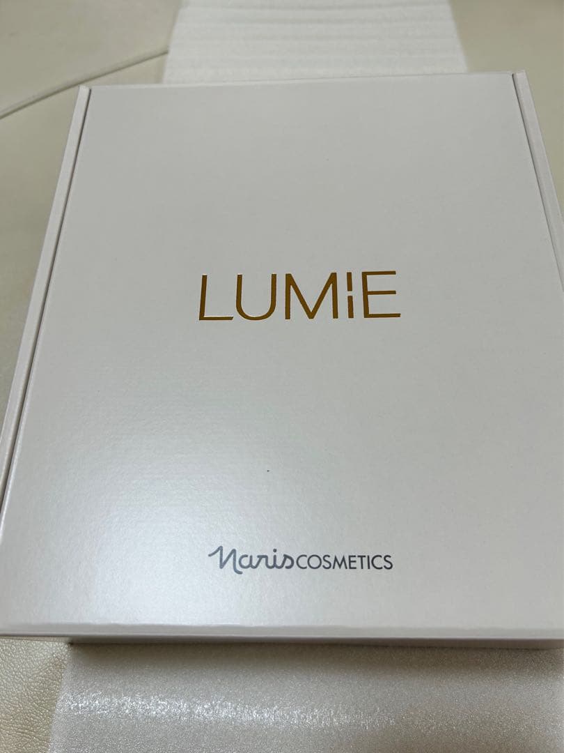 Naris Cosmetics LUMIE 3 in 1美顔器