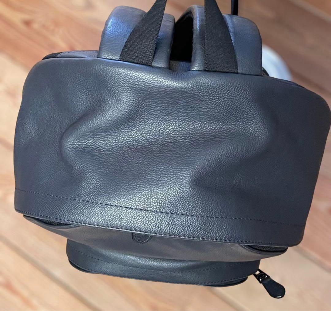 コーチ リュック ネイビー F68993