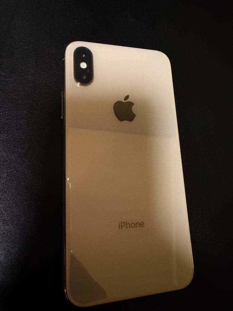 iPhone Xsバッテリー81% 256GB