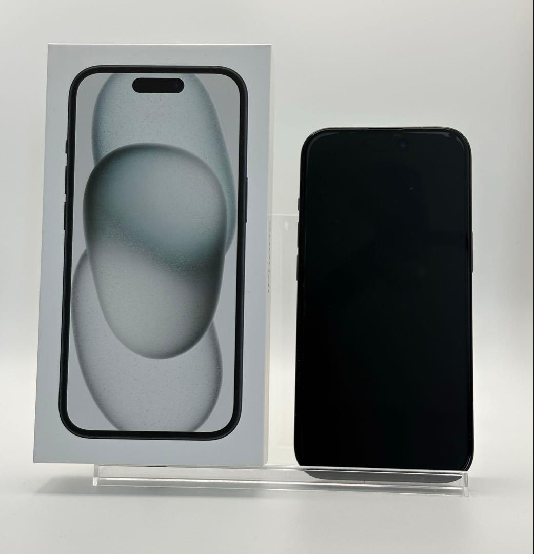 iPhone 15　ブラック　256GB simフリー