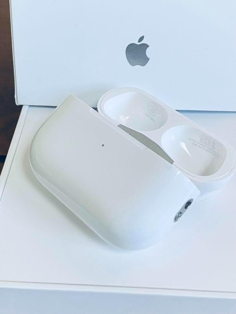 Apple AirPods Pro 2世代 充電ケースのみ