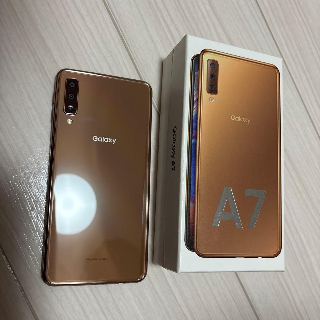 Samsung Galaxy A7 ゴールド SIMフリー