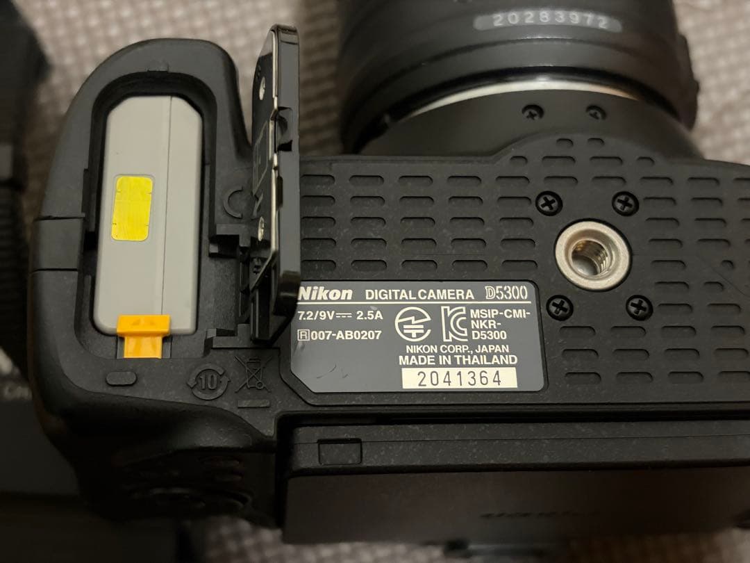 Nikon D5300 標準＆望遠ダブルレンズセット（Wi-Fi搭載）