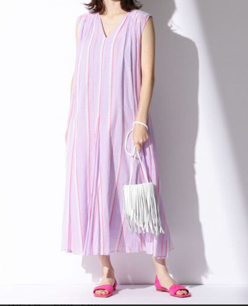 お値下げ【未使用タグ付】ne Quittez pas ヌキテパ　ロングワンピース