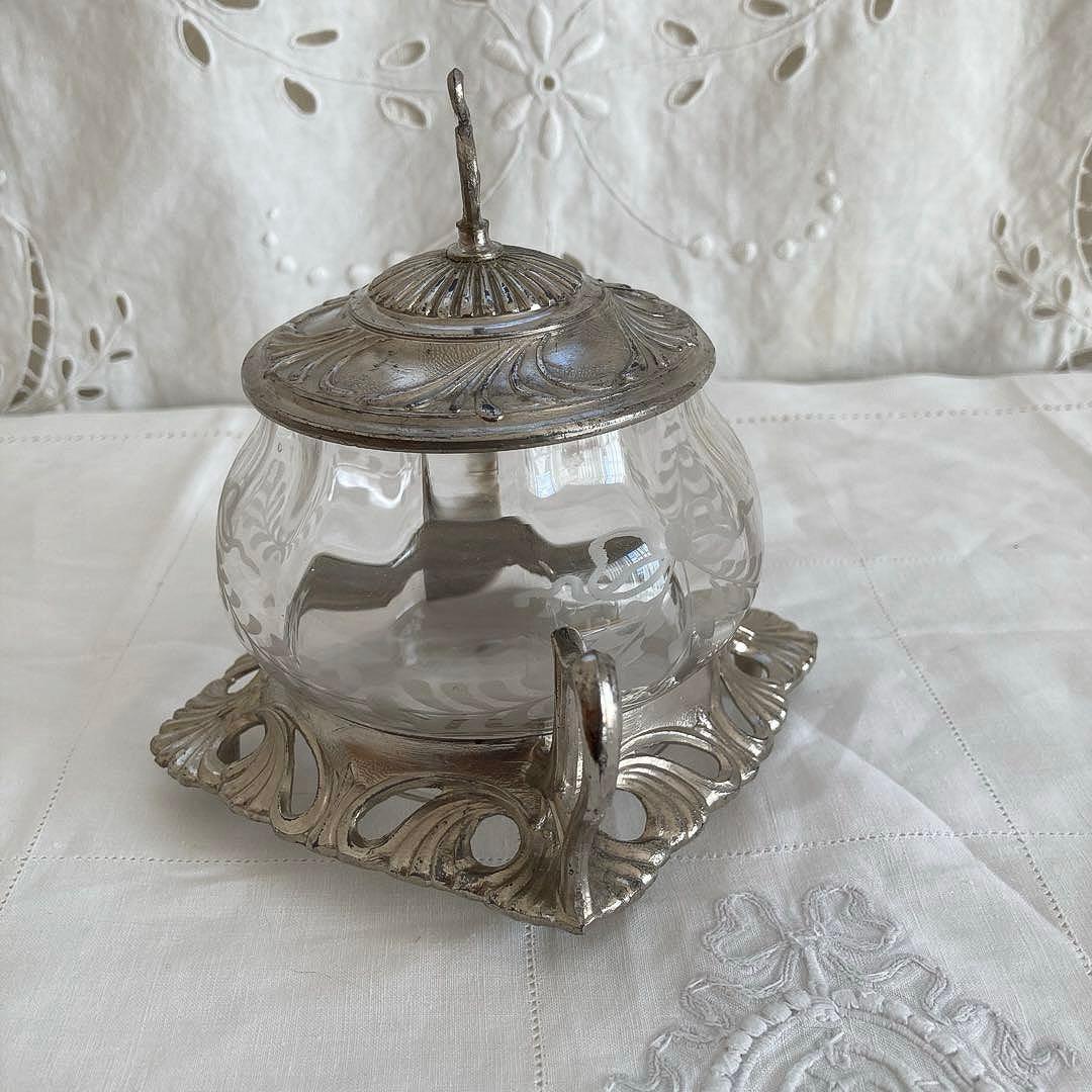 ♪フランスアンティーク リボンのガラスポットシュガーポットボンボニエール小物入れ
