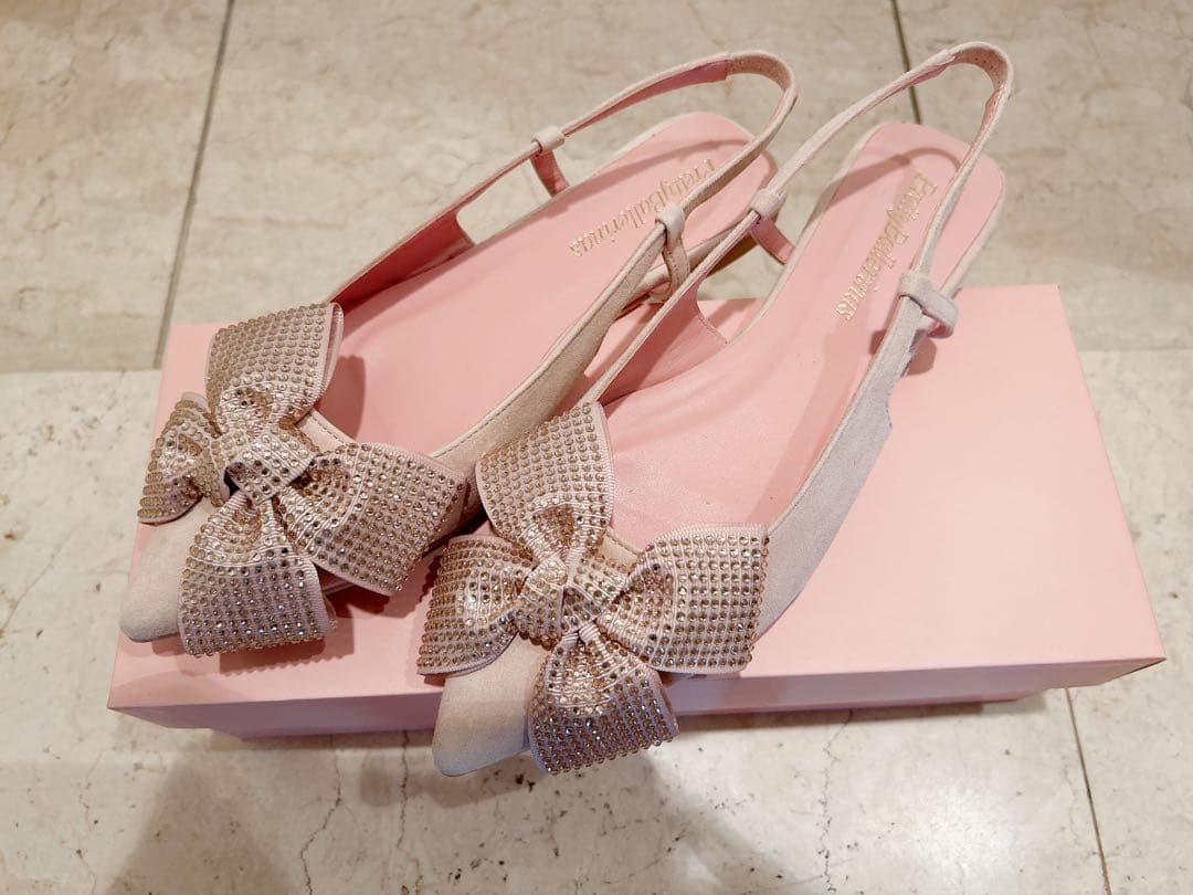 【極美品】ピンクビジューリボン付きスリングバックミュール