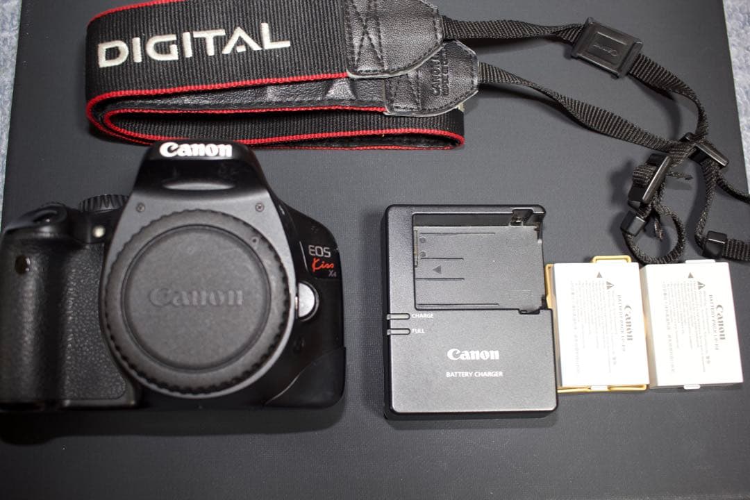 m*様 Canon デジタル一眼レフEOS Kiss x4 EF-S 18-55