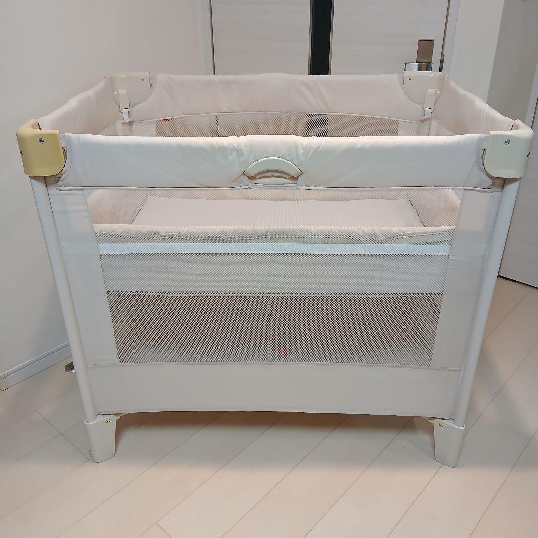 アップリカ　ココネルエアー　ベビーベッド　☆収納袋付き☆