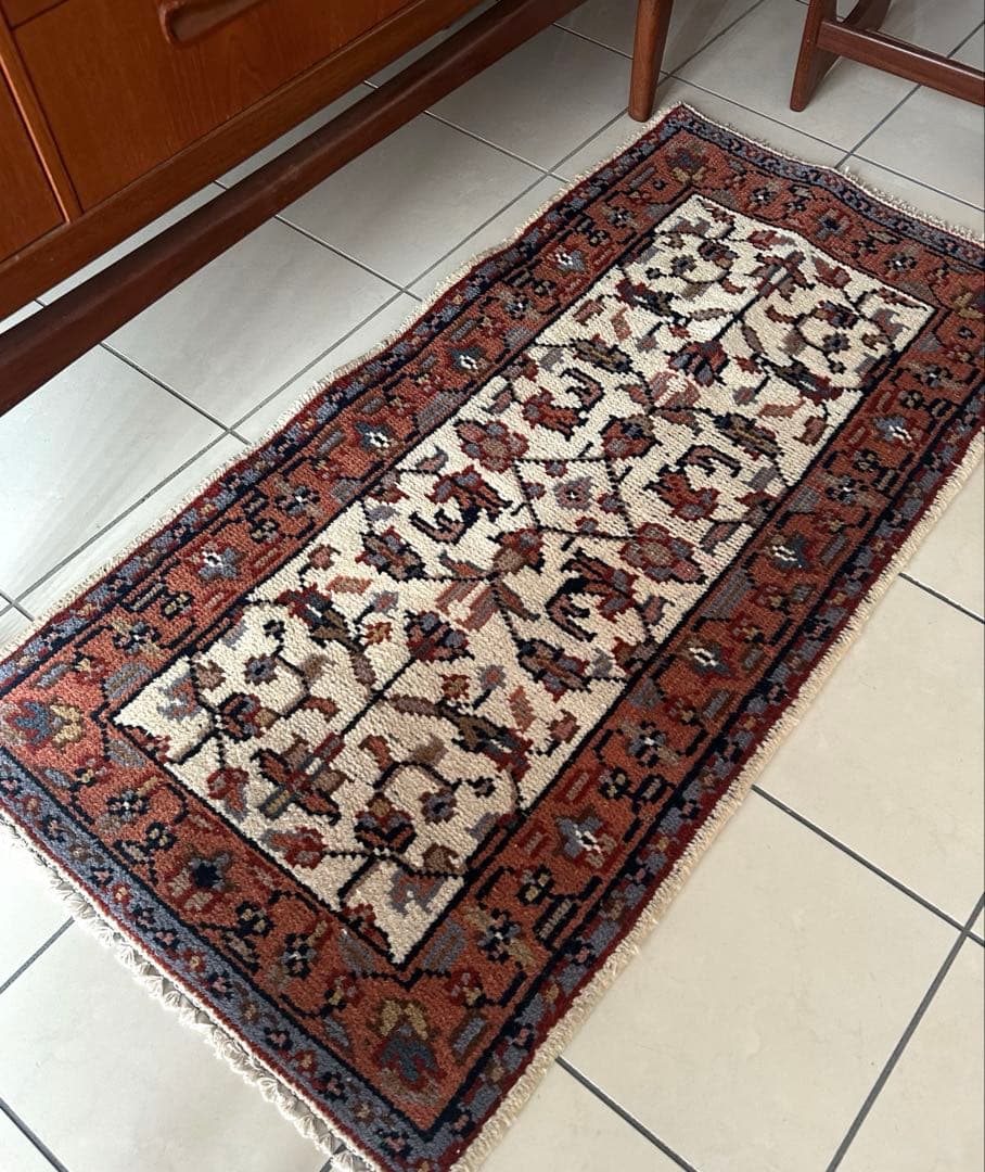 132×65 ヴィンテージラグ　二重織り　手織ラグ