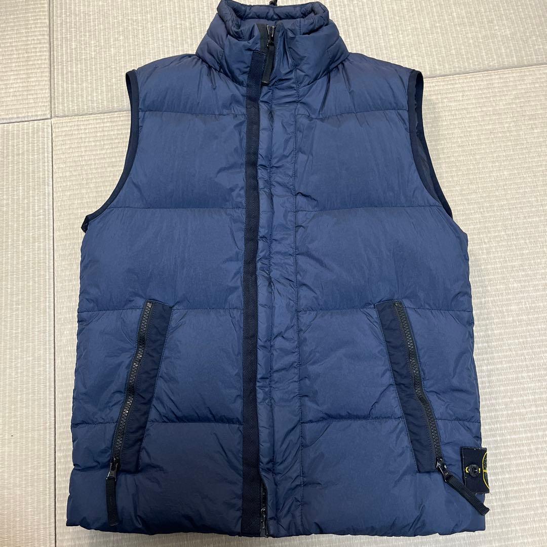 STONE  ストーンアイランド　ダウンベスト　極美品　Sサイズ