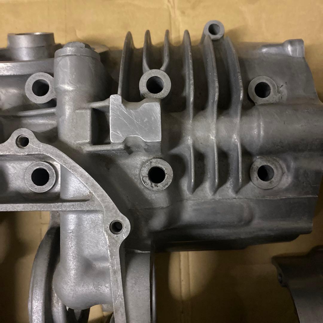 CB400F クランクケース難あり