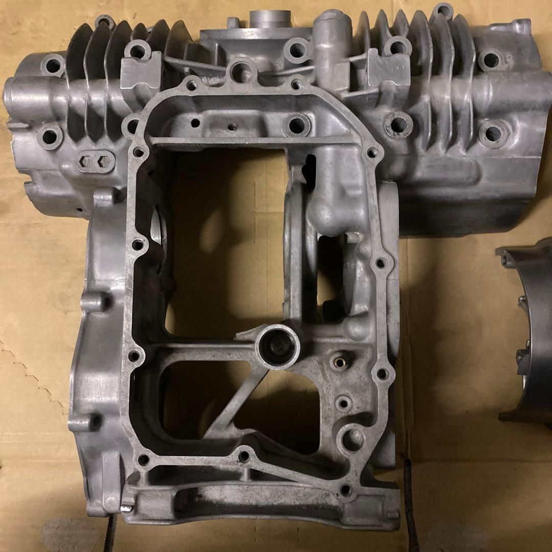 CB400F クランクケース難あり
