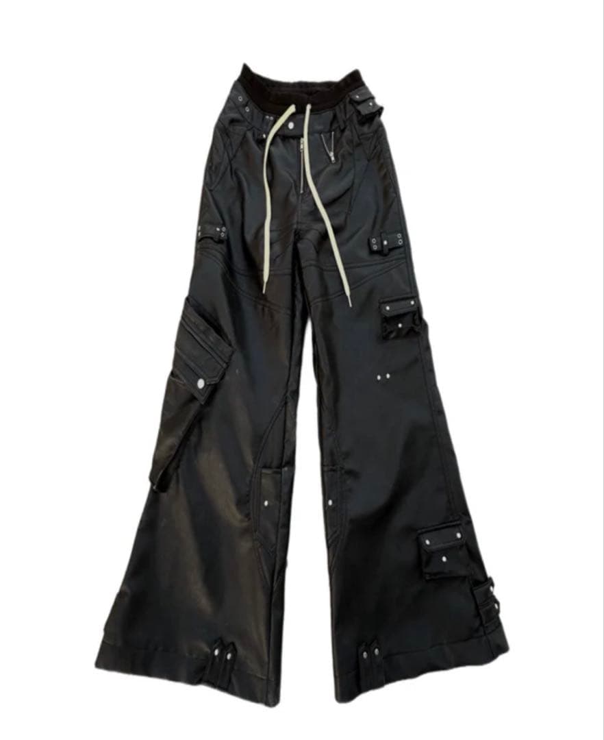 Cozy Worldwide レザーカーゴ