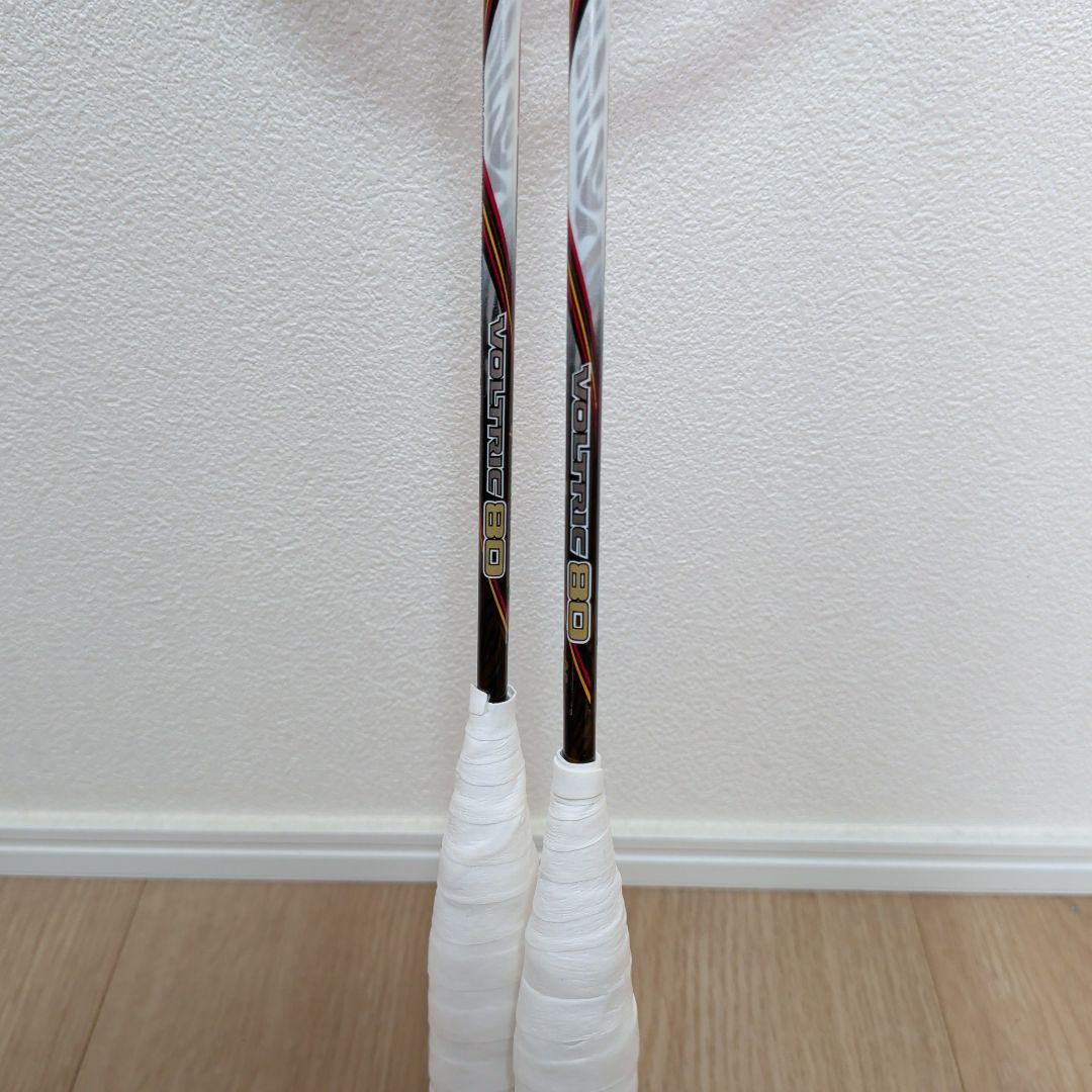 【値下げ】VOLTRIC 80 バドミントンラケット 2本セット